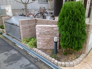 14/20 エントランス