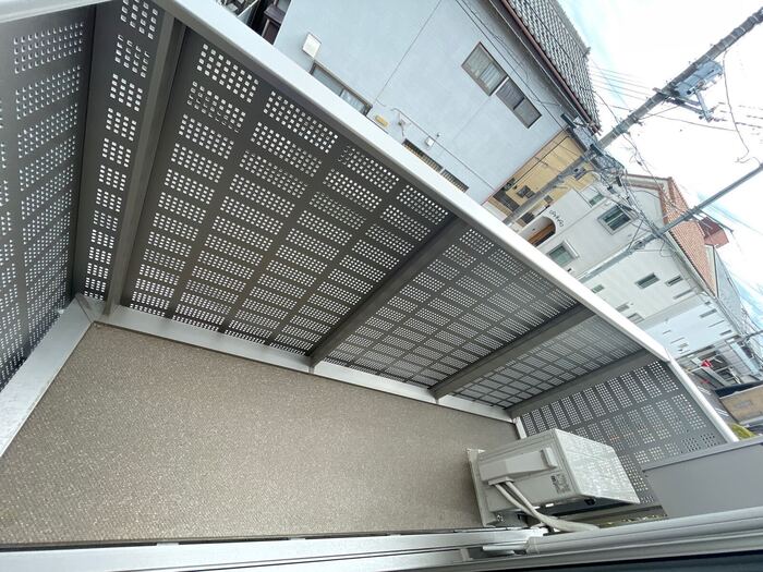 13/22 バルコニー