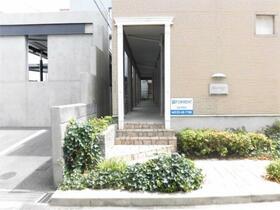 14/16 エントランス