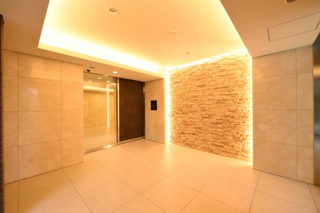 6/11 エントランス