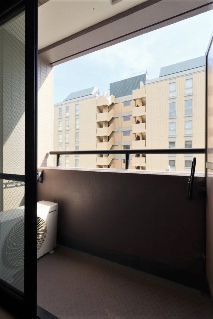 21/29 バルコニー