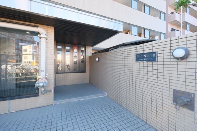 13/20 エントランス