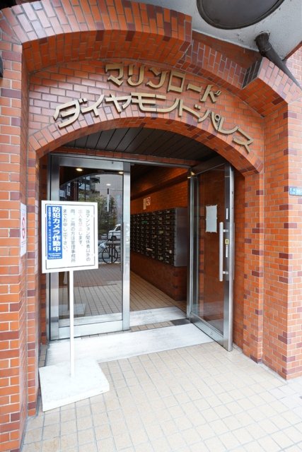 19/24 エントランス