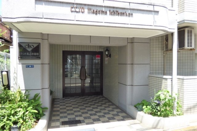 15/24 エントランス