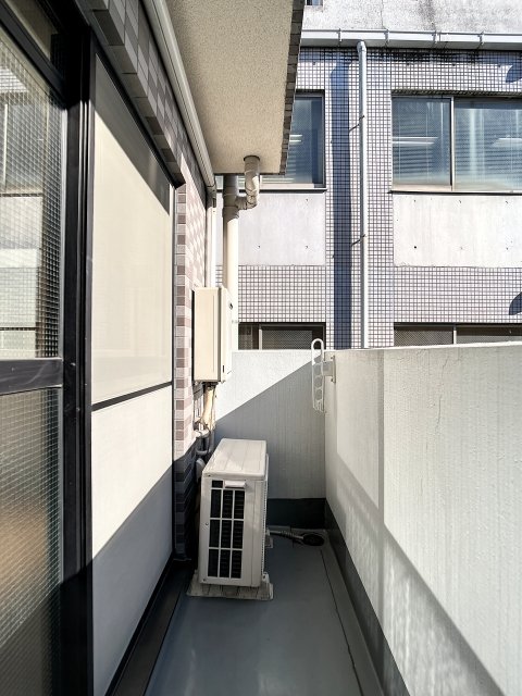 15/22 バルコニー