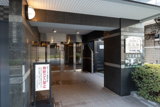 20/22 エントランス