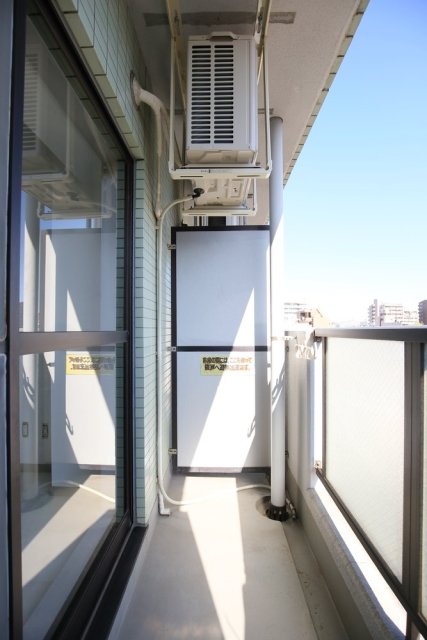 13/19 バルコニー