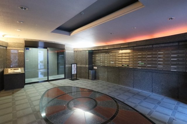 3/8 エントランス