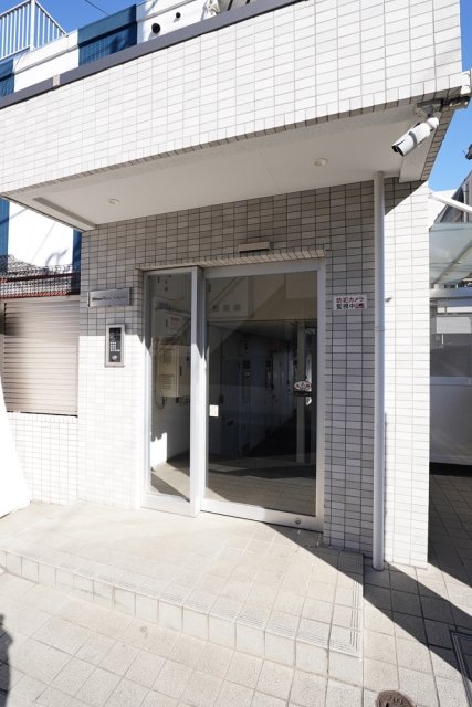 18/20 エントランス