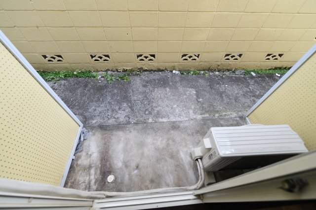 13/22 バルコニー