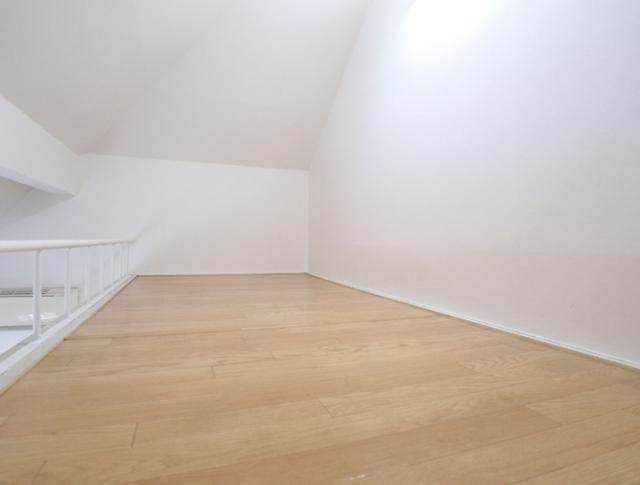 13/27 リビング/ダイニング