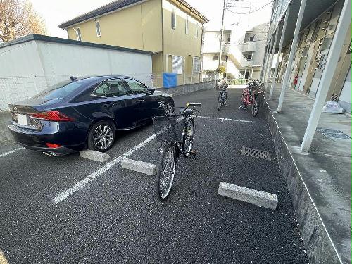 12/13 駐車場