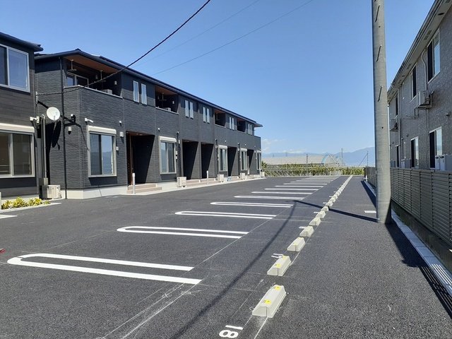 14/20 駐車場
