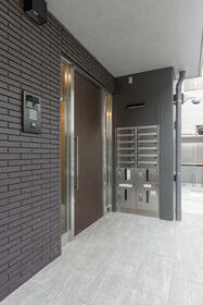 3/3 エントランス