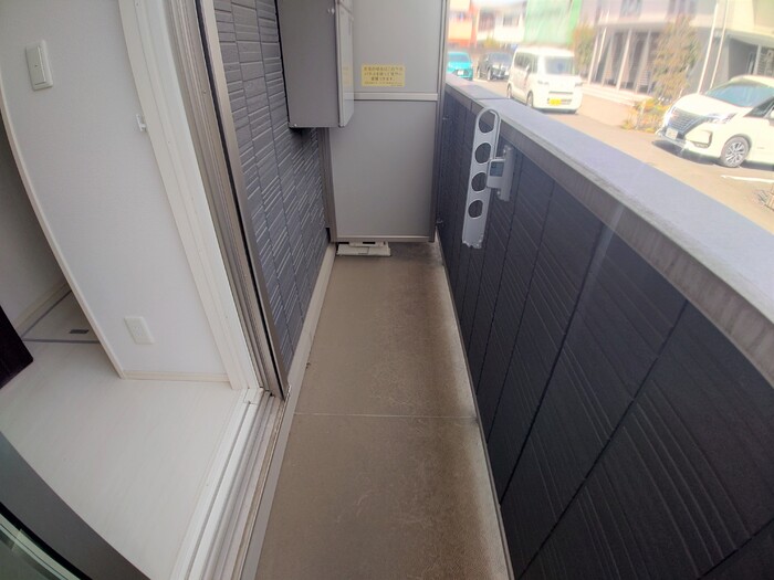 14/20 エントランス