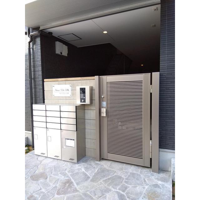 14/25 エントランス