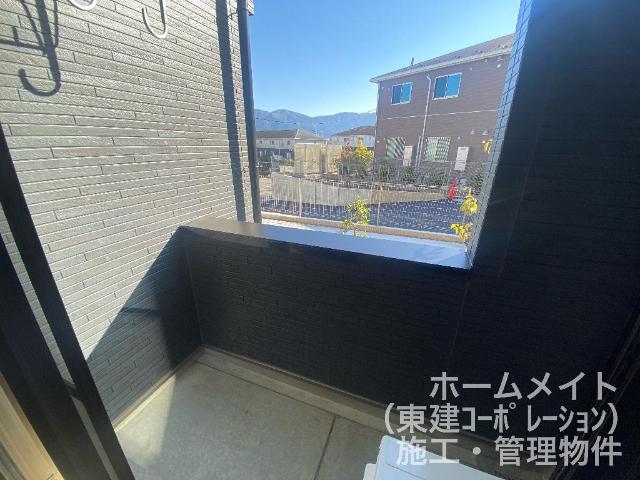 21/27 バルコニー