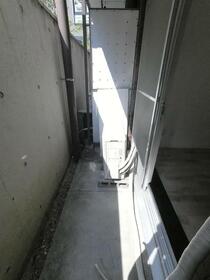 13/16 バルコニー