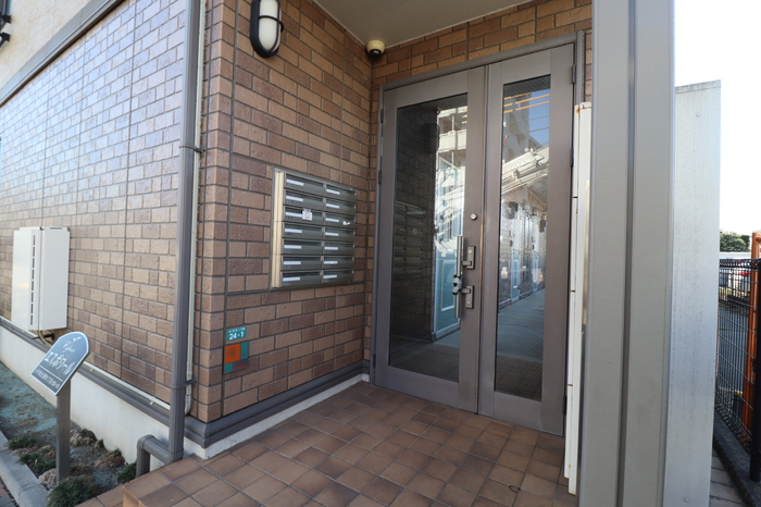 14/16 エントランス