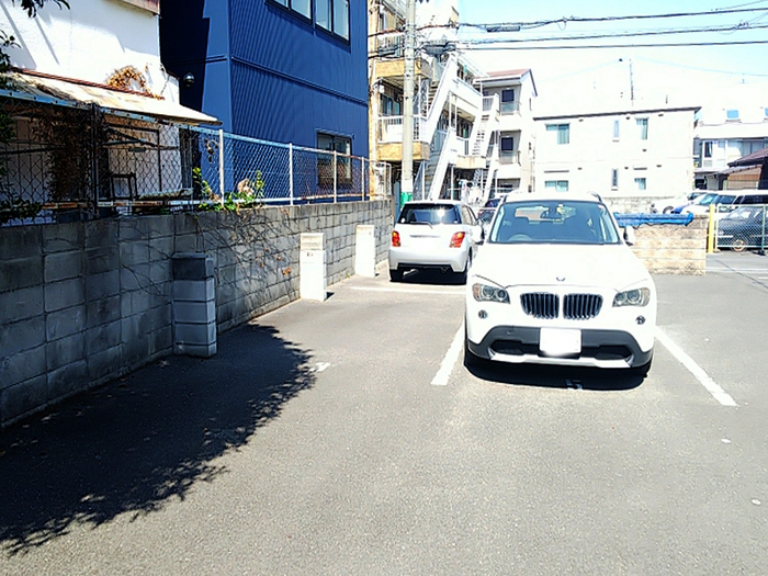 18/21 駐車場
