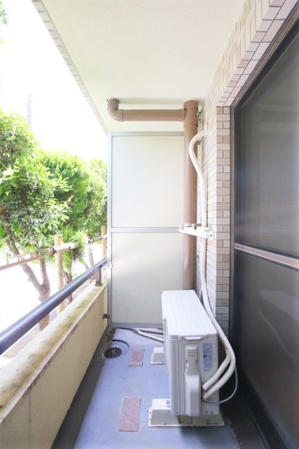 19/25 バルコニー