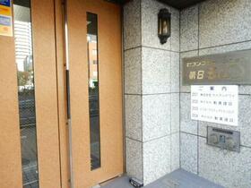 15/18 エントランス