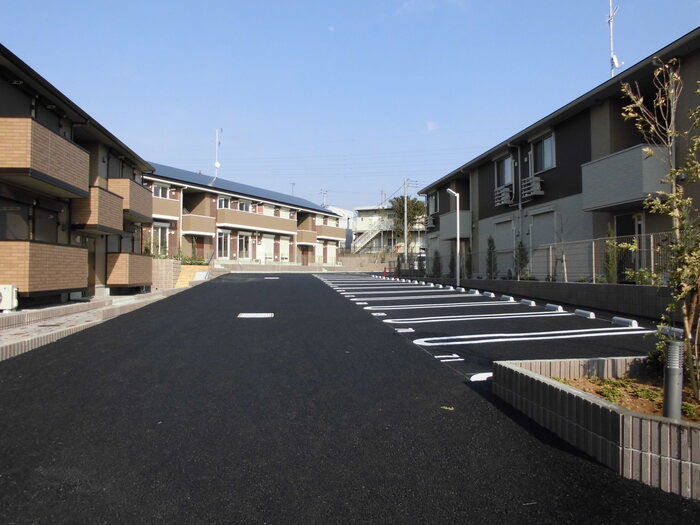 15/15 駐車場