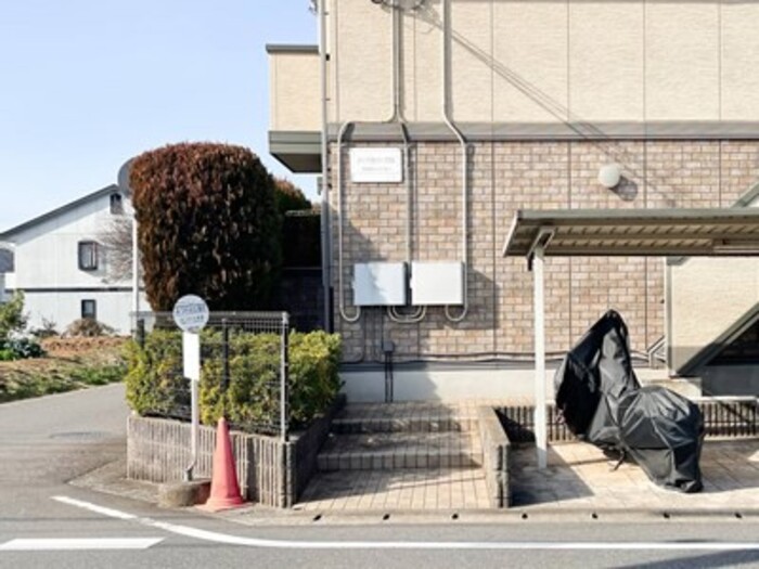 17/27 エントランス