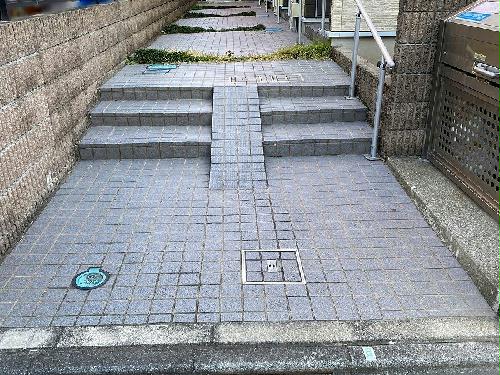 14/16 エントランス