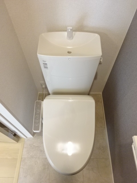 14/30 トイレ