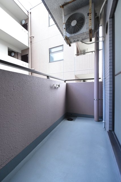 14/23 バルコニー