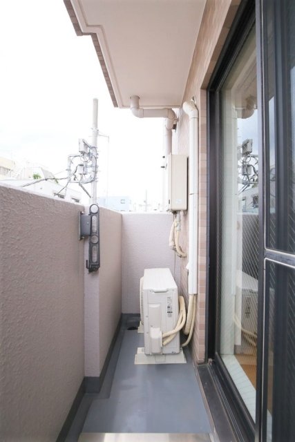 16/22 バルコニー