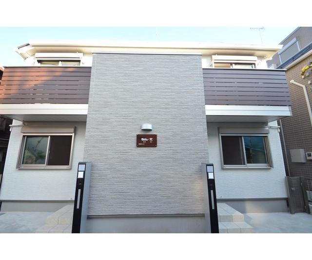 16/19 エントランス