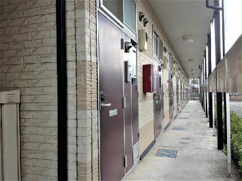 13/20 エントランス