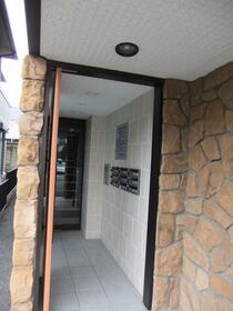 13/13 エントランス