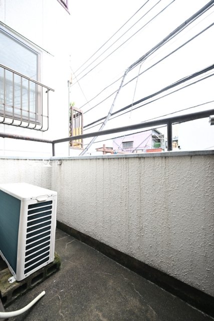 16/23 バルコニー