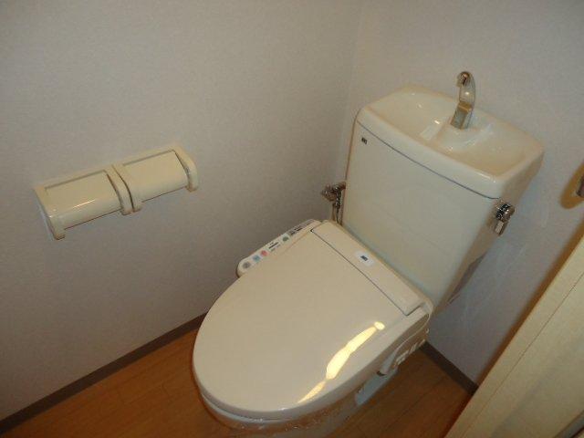 13/25 トイレ