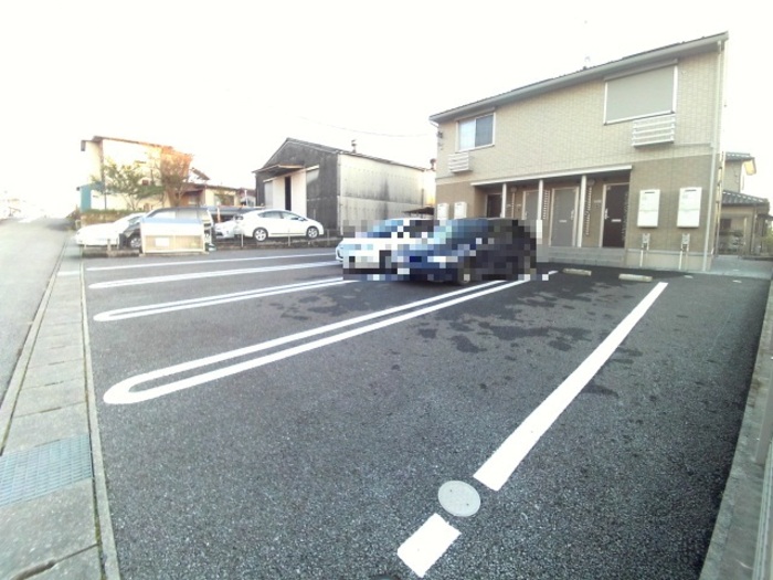 4/12 駐車場
