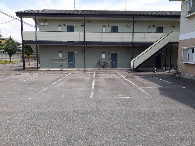 14/20 駐車場
