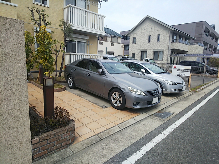 19/20 駐車場