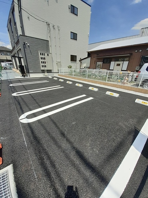 14/20 駐車場
