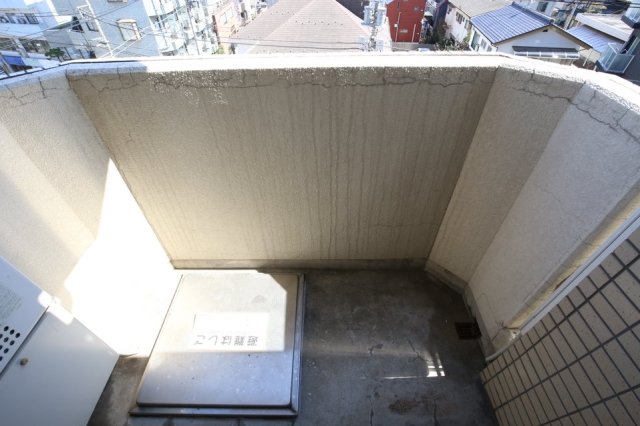 13/30 バルコニー