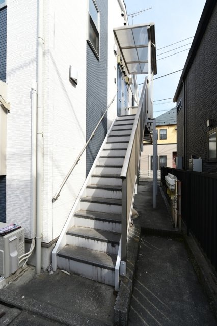 22/30 エントランス