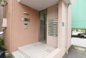 2/2 エントランス