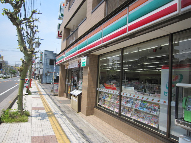 7/11 周辺