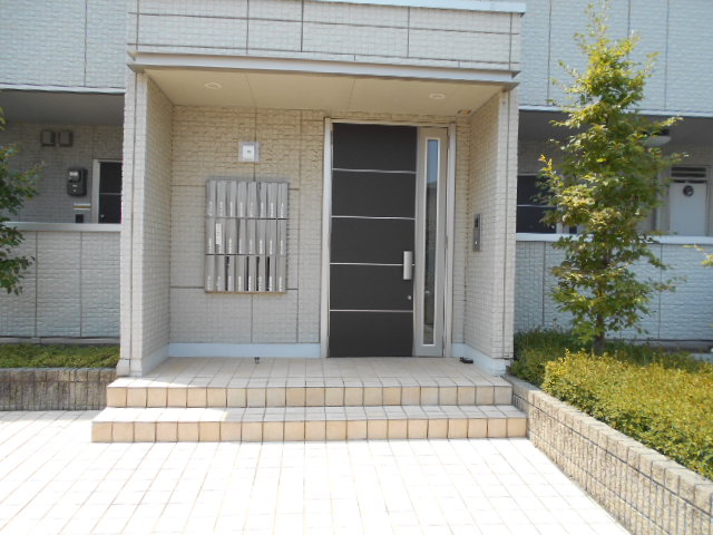 20/28 エントランス