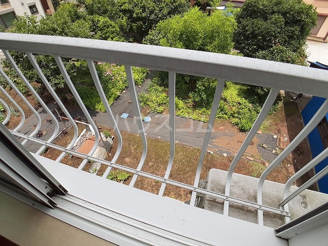 17/30 バルコニー