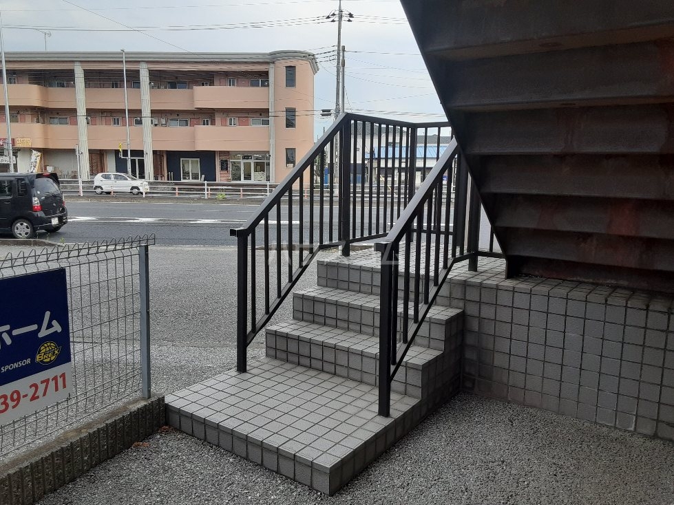 17/26 エントランス