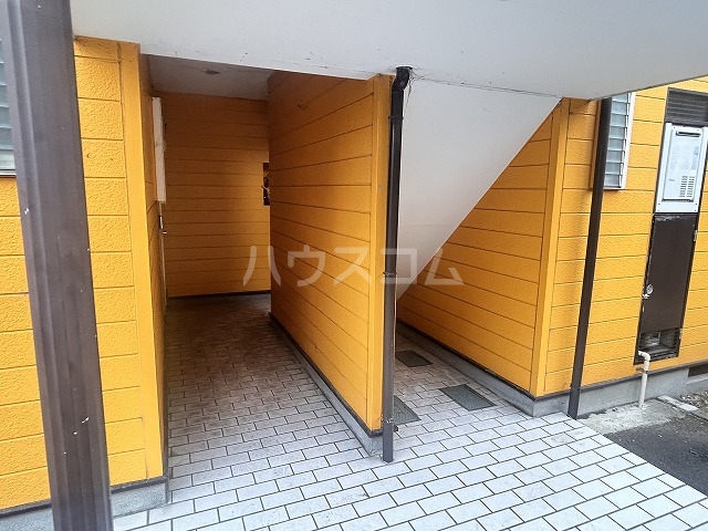 22/29 エントランス