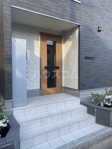 29/30 エントランス